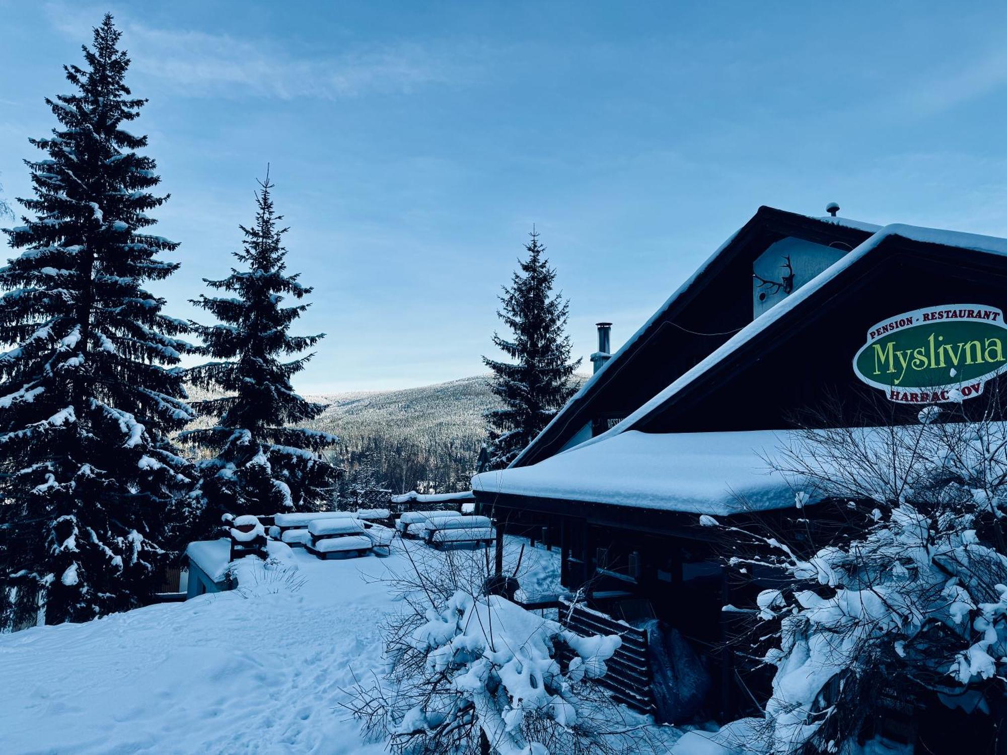 Myslivna Harrachov Hotell Eksteriør bilde
